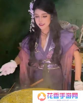 狗头萝莉晒煎饼制作过程,技术熟练获粉丝称赞,这下黑粉狠狠打脸了