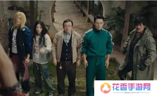 王传君加盟《异人之下2》饰演无根生，披头散发形象获好评，太还原了