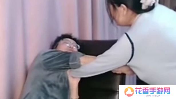 网红“逆战哥”，靠带娃打游戏火出圈，没成想反而让儿子爱上学习