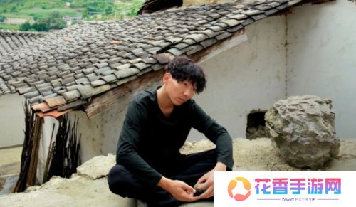 《驻站》临近结局才发现，常胜抓货盗只是辅助，真正主线更让人动容