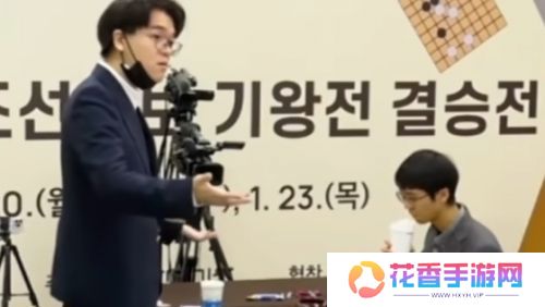 棋手柯洁遭遇裁判不公对待，怒而退赛抗议，对手直接0负1胜夺冠