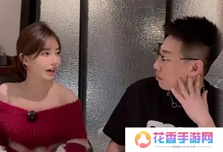 冯提莫接受老白采访，自曝详细身高，称自己换了头，网友：太敢说了