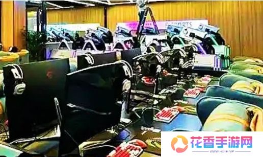 旭旭宝宝为领游戏药水,直接花2千包年网吧,网友:不怕被盗号吗