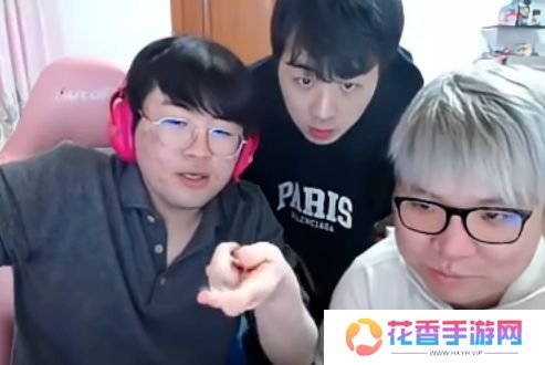 姿态提问DeepSeek谁是世界第一上单,AI结果显示:TheShy名列第一