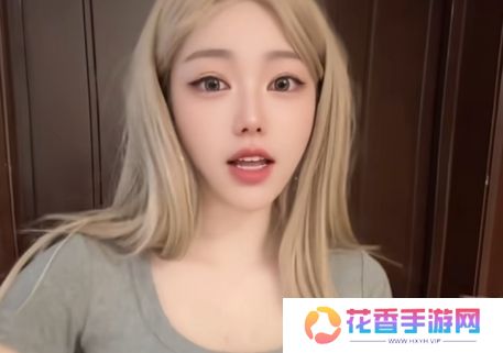 刘飞儿美照被人拿去偷卖，本人找过去让其下架，结果反惨遭其调侃