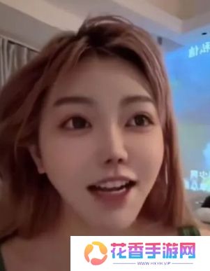 刘飞儿偶遇同城帅哥主播,感慨目前年纪大了,对方都可以叫自己姨了