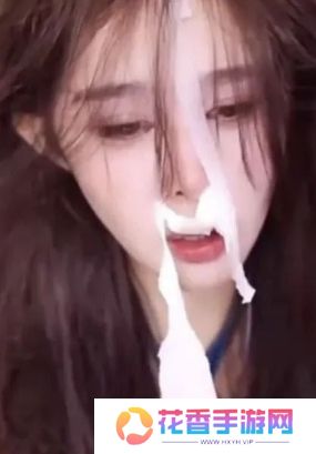 美女主播直播间展示演技,哭诉自己儿时遭遇,称穷怕了希望大家打赏