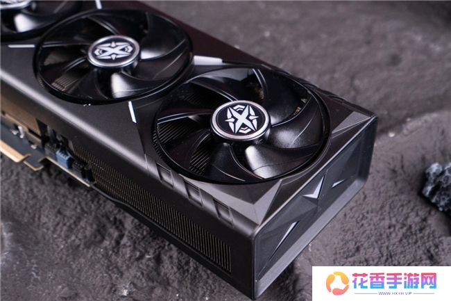 炫酷来袭，耕升 GeForce RTX 5070 Ti 炫光·超 OC带来超高性能