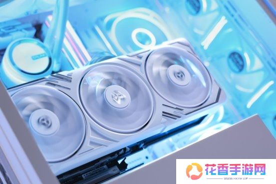 支持DLSS4，从“新”出发