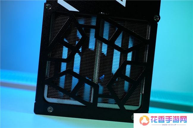 更快更强更AI，影驰GeForce RTX 5090 D 大将评测