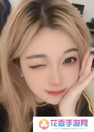 刘飞儿自曝早年拍美照原因，称自己不是为了钱，纯粹喜欢把青春留住