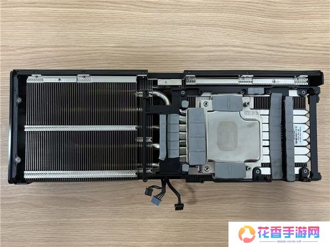 DLSS 4性能全力冲锋，耕升 GeForce RTX 5080 炫光 OC 值得你拥有！