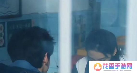 同样表演吃面条，28岁章若楠与29岁虞书欣对比，差距一下子就出来了