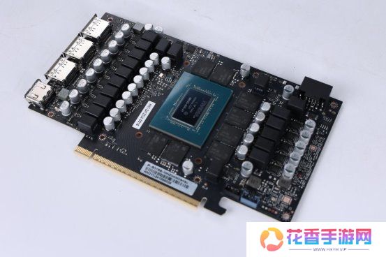 支持DLSS4，从“新”出发