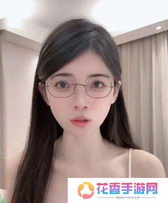 狗头萝莉承认自己错误，希望别拿自己视频去牟利，网友：她三观超正