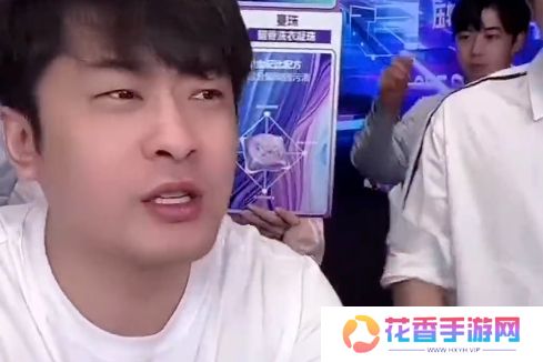 辛巴直播吐槽新能源车，称其就是加个电机，卖30万简直是智商税