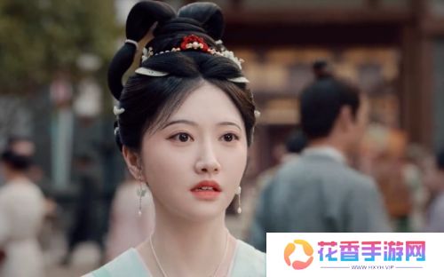 《似锦》开播热度惨淡，复制粘贴剧情无心意，网友：景甜也救不了