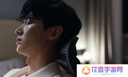 《难哄》温以凡被嫌弃吻技差，苦练接吻样子逗笑桑延，太可爱了