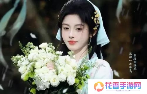 鞠婧祎又变脸,新剧照路人图曝光,锥子鼻尖下巴,网友:太夸张了