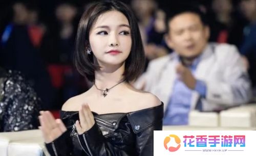 骆歆直播透露自己资产，直言和“Miss姐”差距太大，网友：难怪哭穷