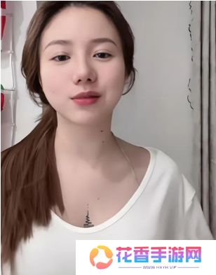 女主播吐槽亲弟太丑,直言自己身材颜值更好,网友:你都不是原装了