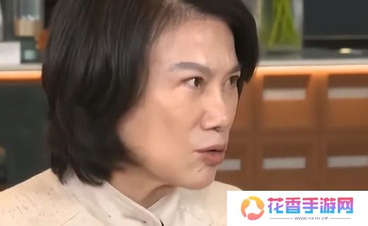董明珠暗讽雷军,直播间公开痛批,称“有人靠价格低成了领导者”